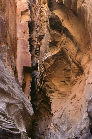 utah round valley slot canyon 2.jpg